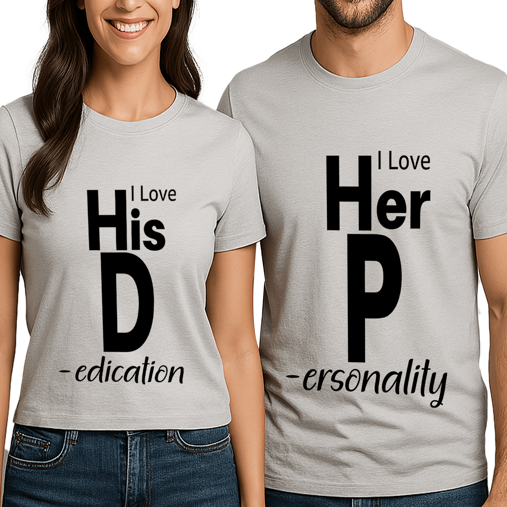 זוג חולצות לזוגות 'I Love His D / I Love Her P' 😍 סט זוגי שובב ומיוחד שכולו הומור ואהבה!
