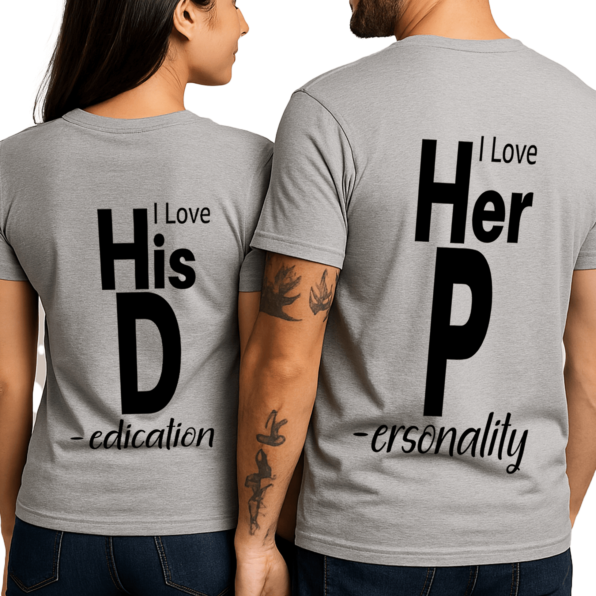זוג חולצות לזוגות 'I Love His D / I Love Her P' 😍 סט זוגי שובב ומיוחד שכולו הומור ואהבה!